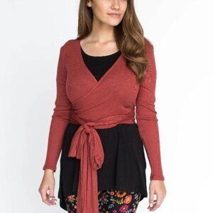 S/ M Agnes & Dora Wrap Top B04